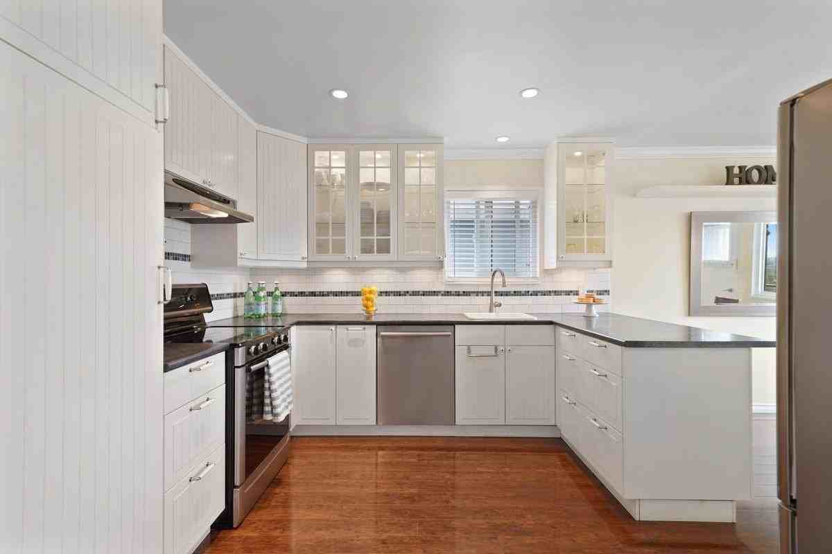 44 Ellesmere Avenue - Photo 3 of 15