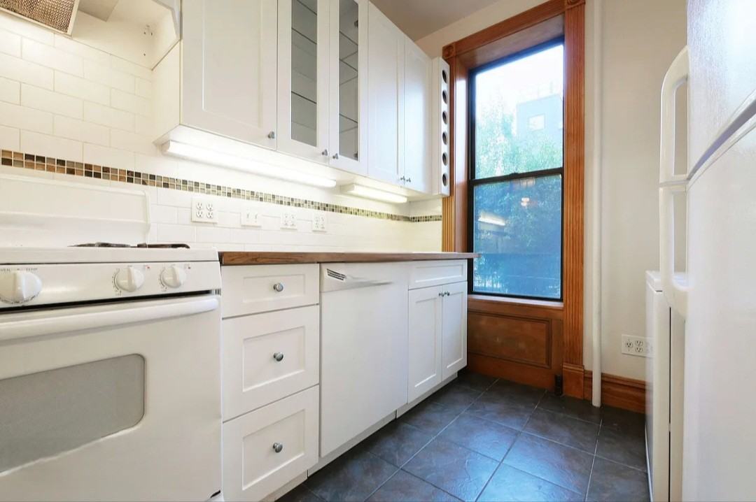 34 Prospect Place #2 - Photo 6 of 14