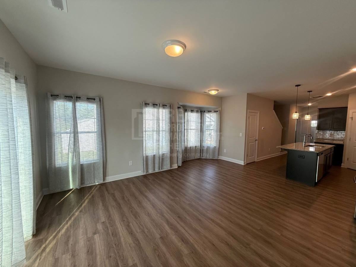 4915 Cannon Crossing Way - Photo 2 of 10