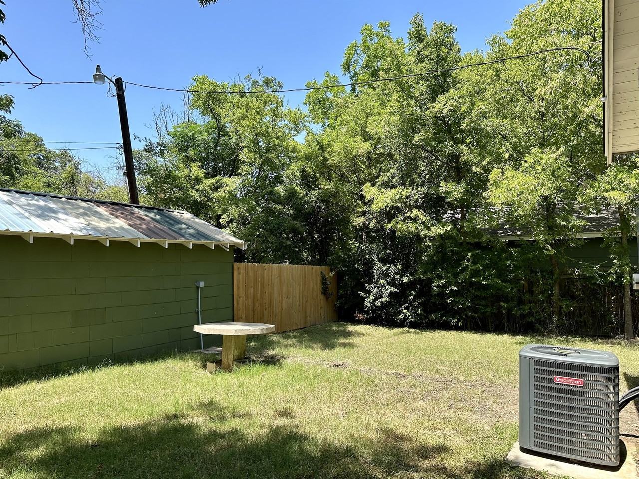 1821 Live Oak Ave - Photo 3 of 14