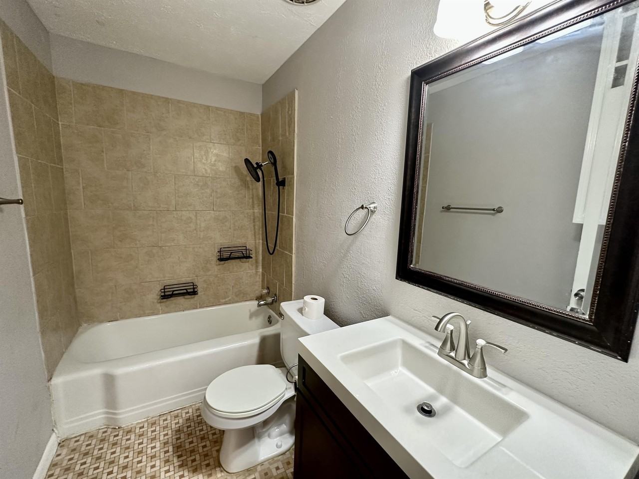 1821 Live Oak Ave - Photo 4 of 14