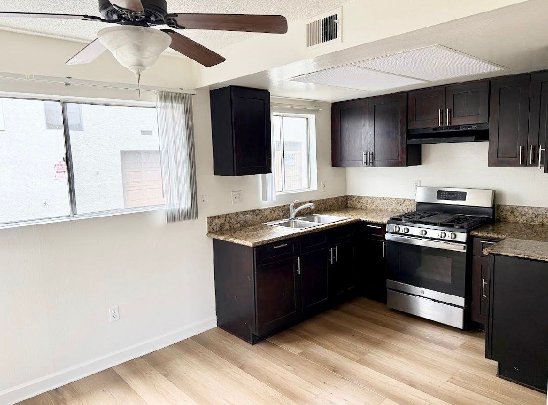 2425 S Nadine St ##2 - Photo 2 of 3