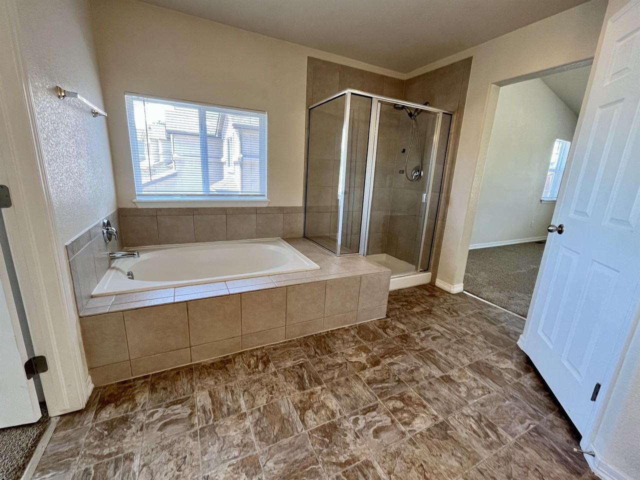 7595 Fargo Dr - Photo 6 of 21