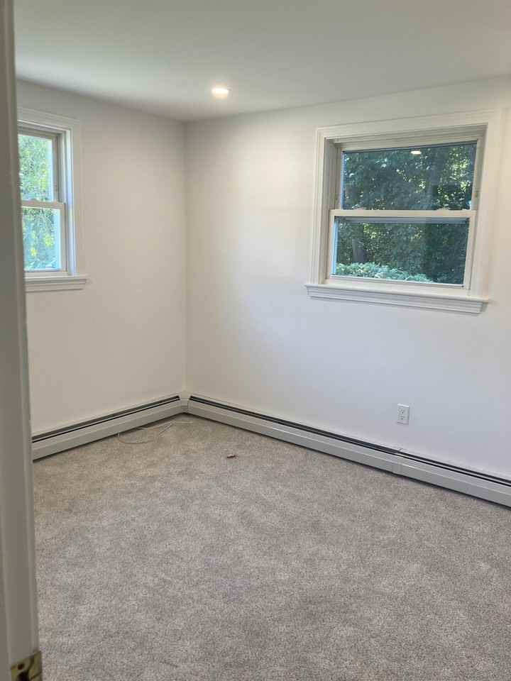 15 Walsh Rd - Photo 7 of 9