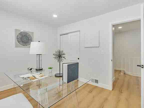 824 Gilchrist Dr #4 - Photo 2 of 23