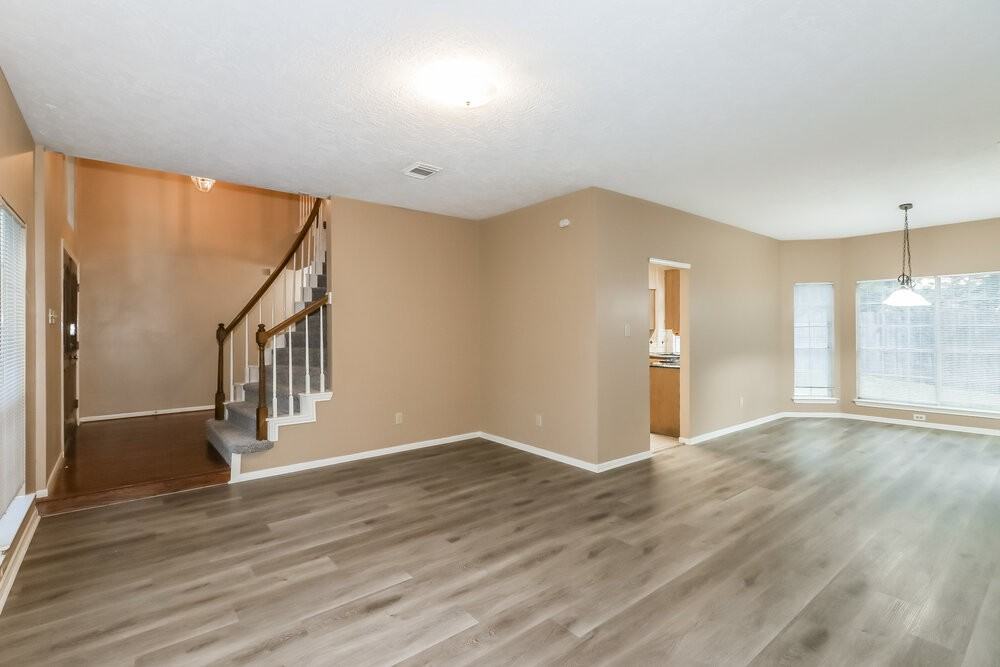 11423 Willow Field Dr - Photo 7 of 17