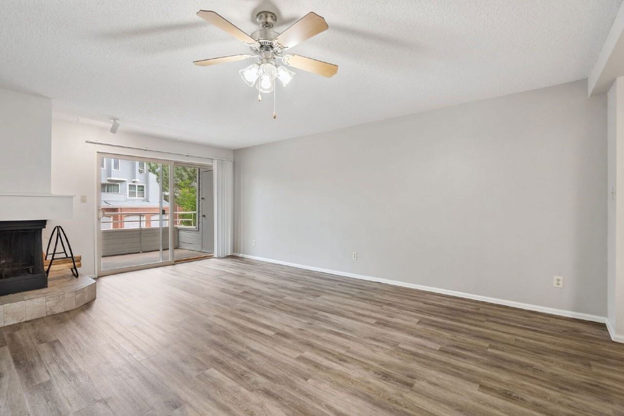 952 Acapulco Ct - Photo 6 of 26