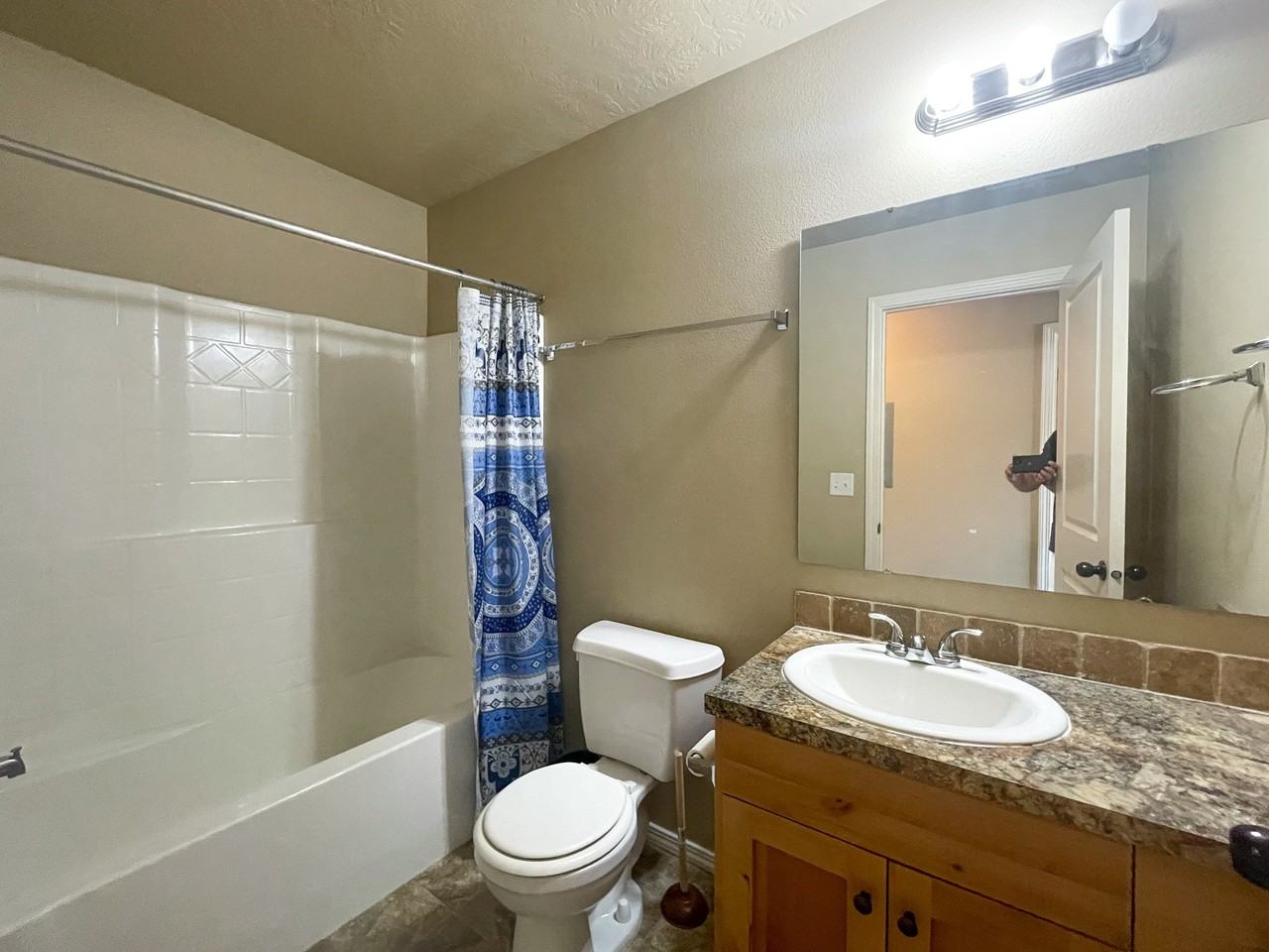 3015 North Brandywine Lane #201 - Photo 3 of 17