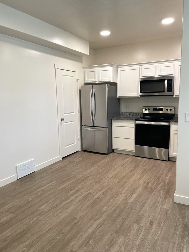 750 S Depot St #11 - Photo 3 of 24