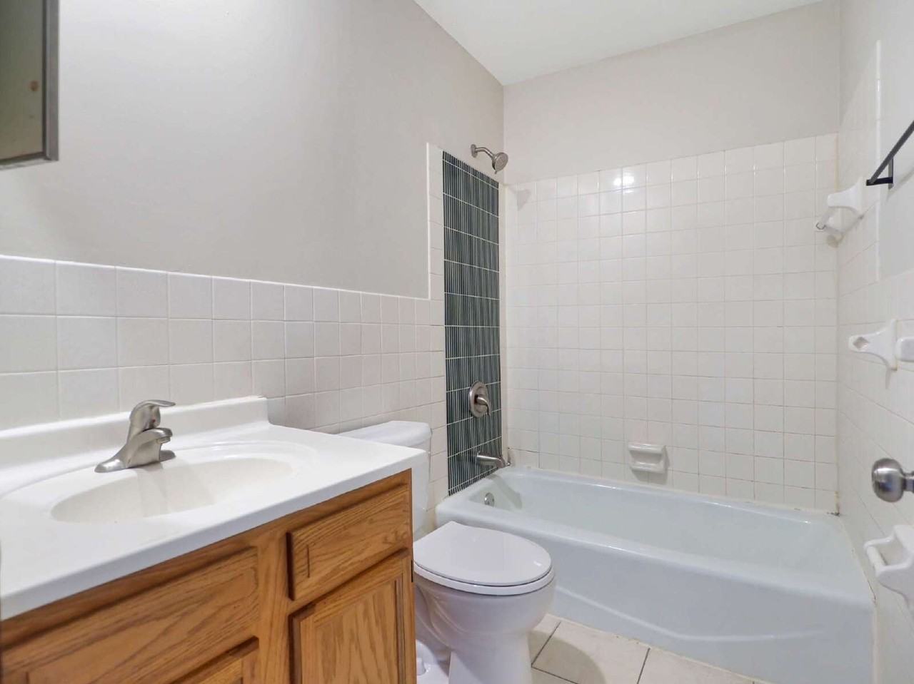 8343 143rd St W - Photo 5 of 11