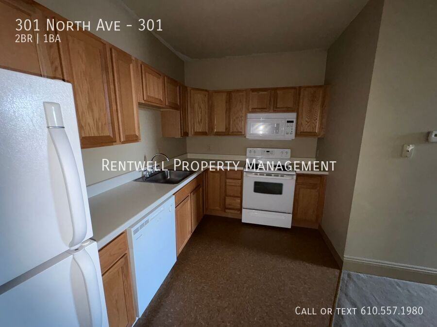 301 North Ave #301 - Photo 3 of 16