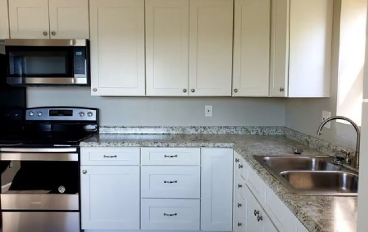 848 Riverview Terrace - Photo 6 of 7