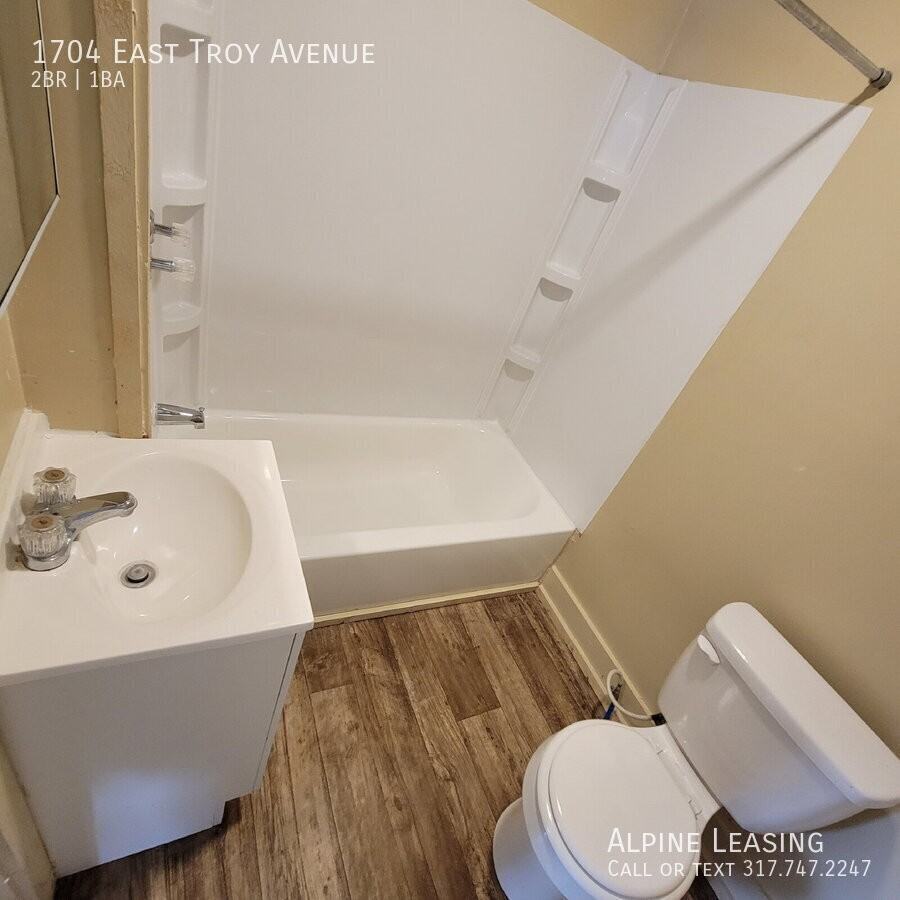 1704 East Troy Avenue - Photo 3 of 8