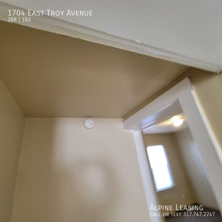 1704 East Troy Avenue - Photo 5 of 8