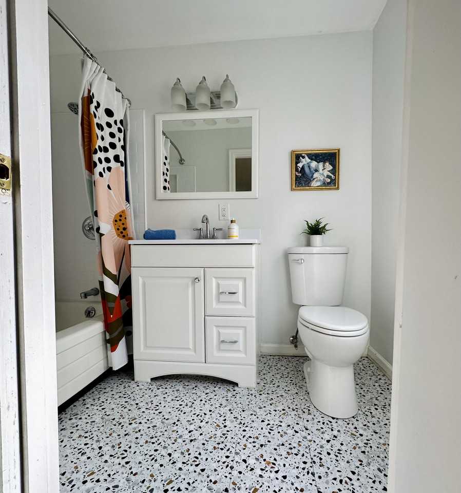 982 Hatch St #2 - Photo 6 of 13