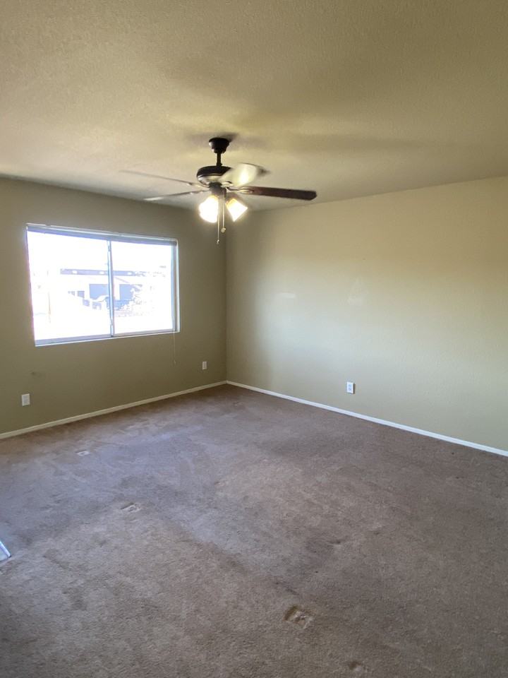 2084 Riviera Blvd #3 - Photo 2 of 4