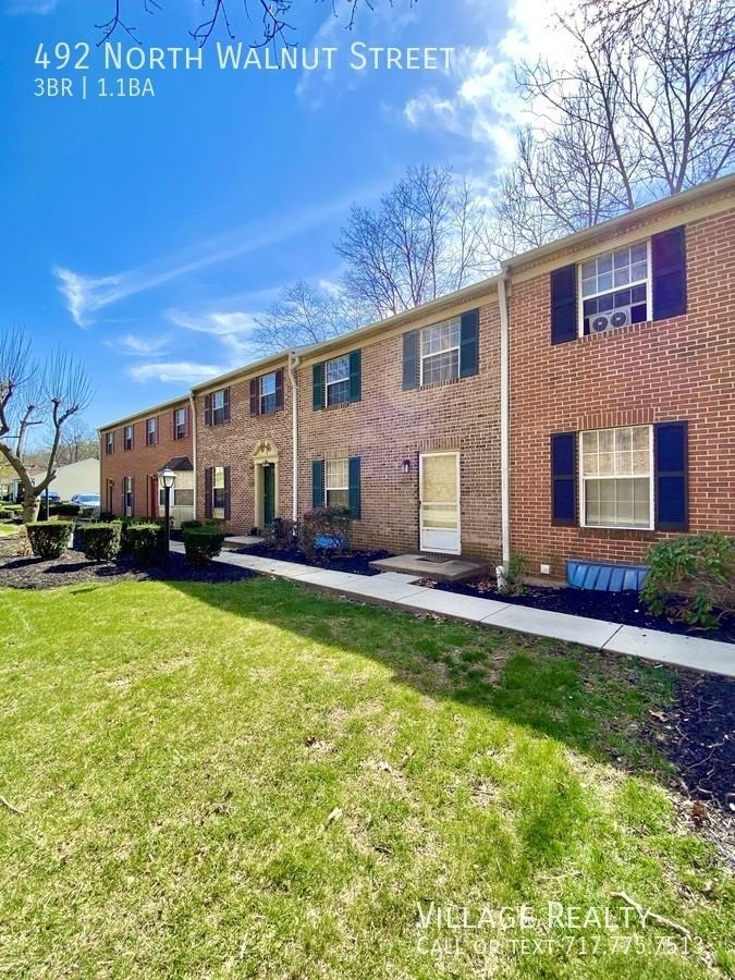 492 N Walnut St - Photo 2 of 50