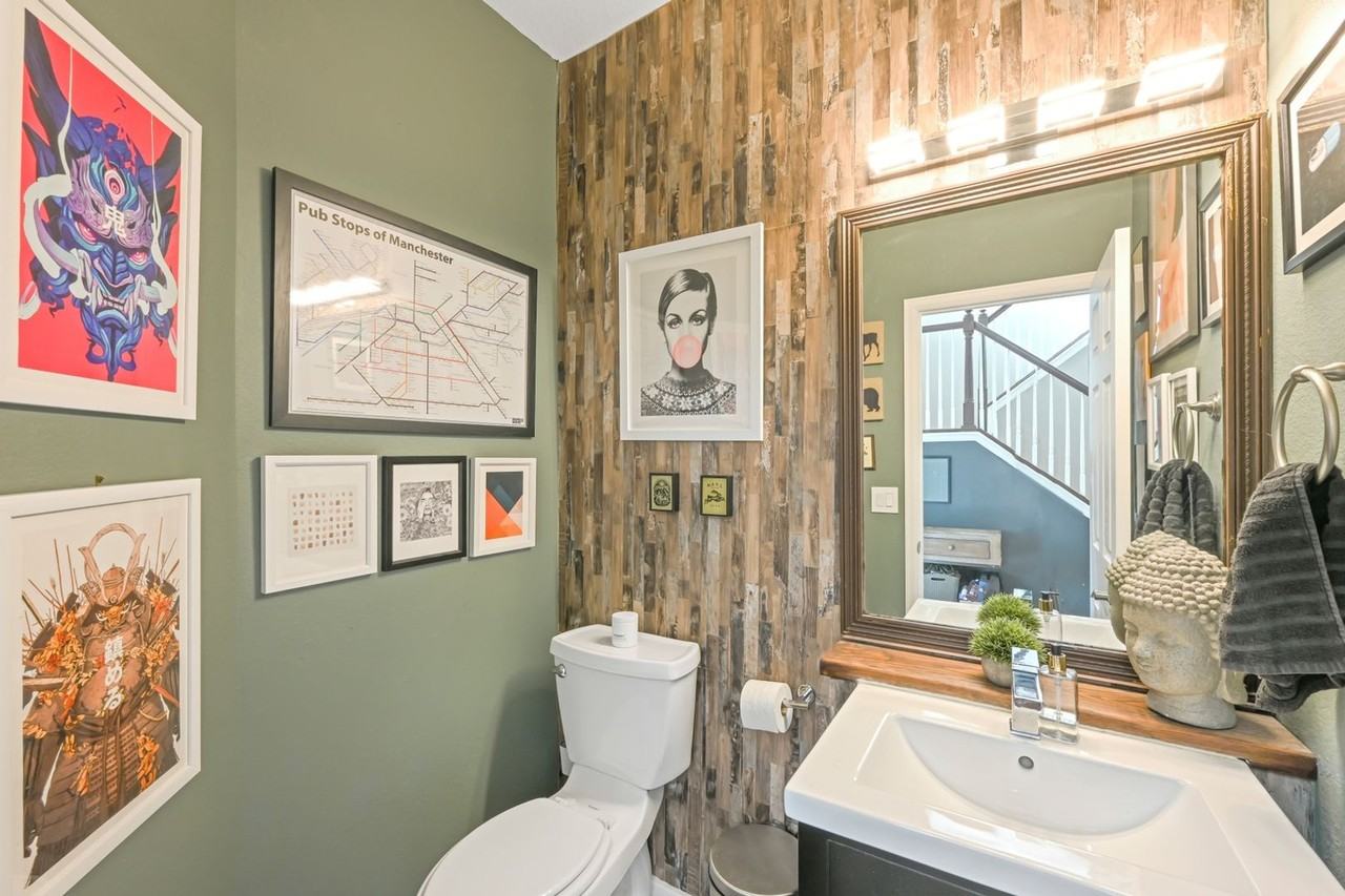 2633 Clarion Ln - Photo 3 of 36