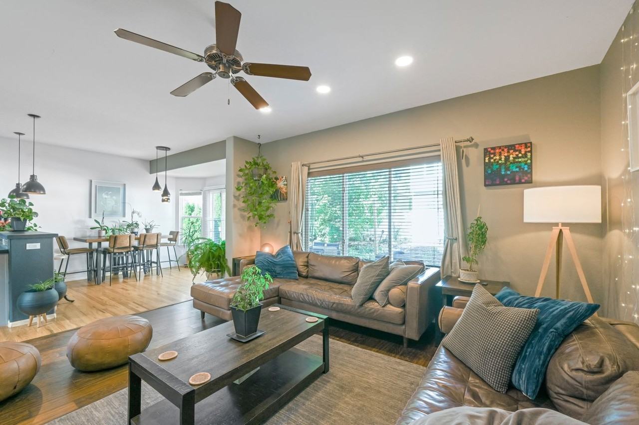 2633 Clarion Ln - Photo 4 of 36