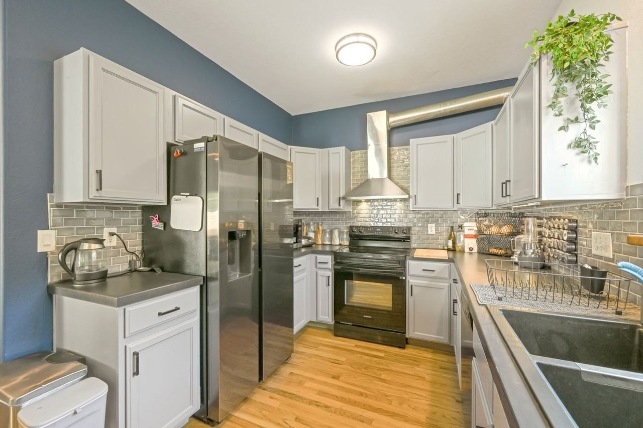 2633 Clarion Ln - Photo 7 of 36