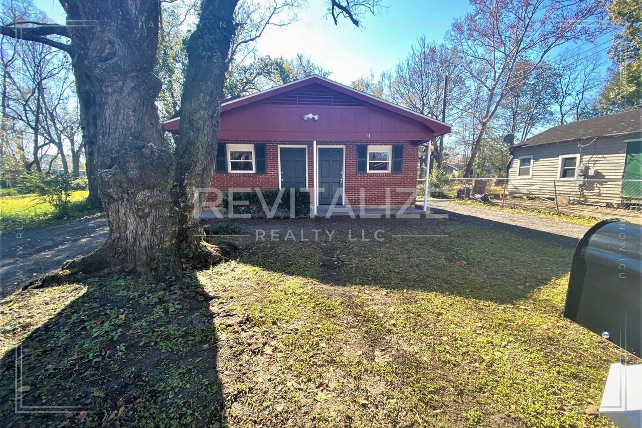 1505 Orange St #B - Photo 2 of 14