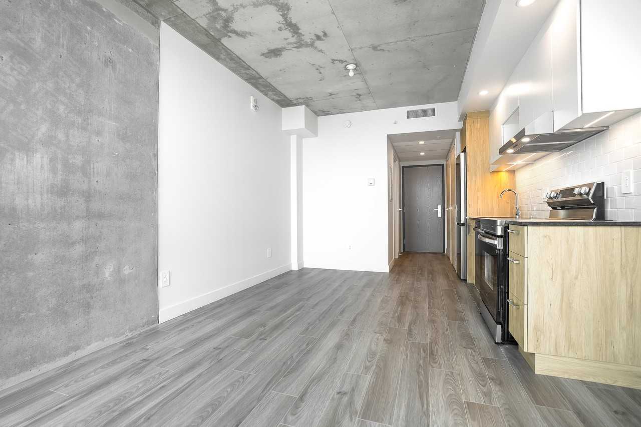 900 Rue Saint-Jacques - Photo 2 of 14