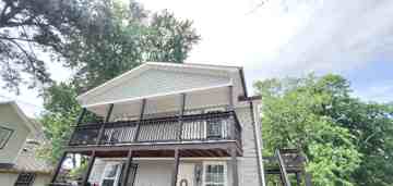 featured image of 103 W 17th St #4