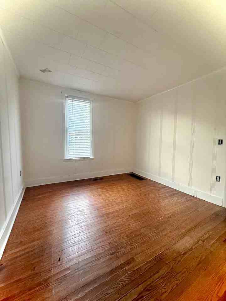 62 62 Mcclellan Amsterdam, NY 12010 - Photo 3 of 13