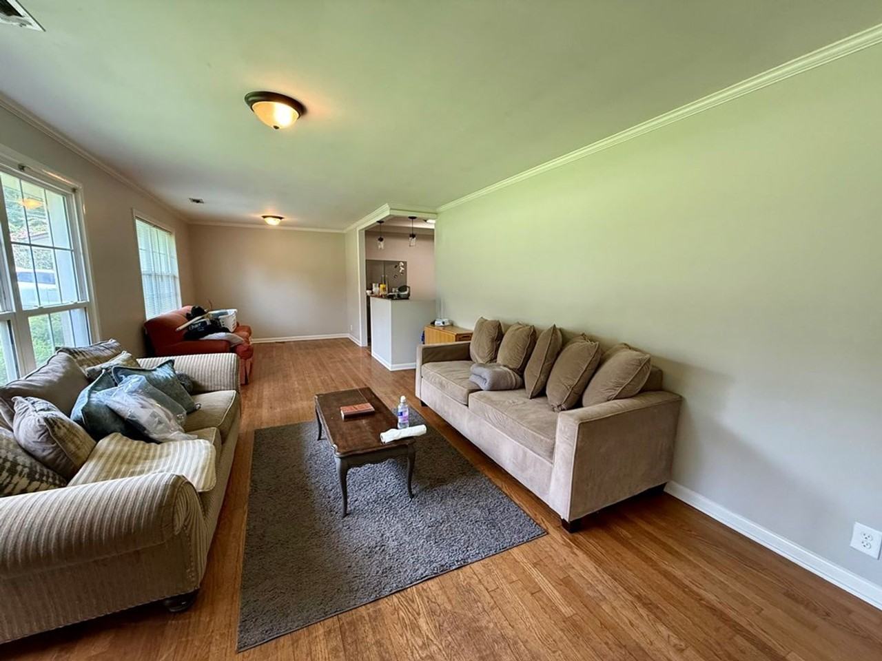 325 Homewood Ave - Photo 3 of 9