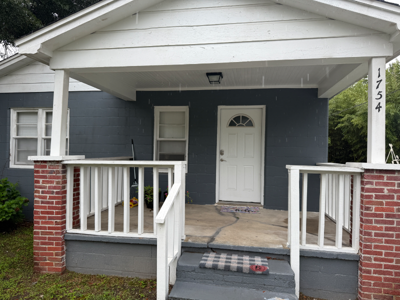 1754 Poplar St - Photo 2 of 18