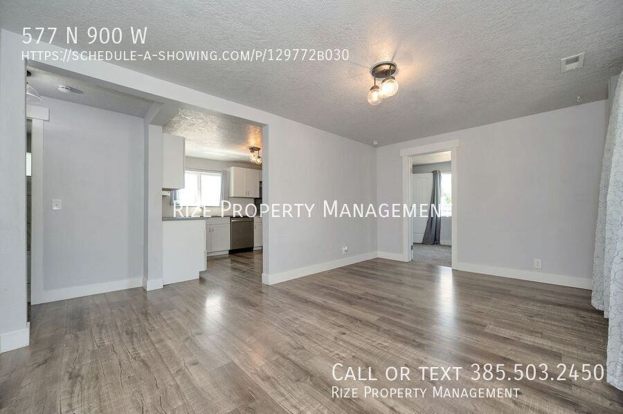 577 N 900 W - Photo 3 of 17