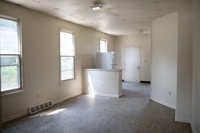 1017 N Lang Ave - Photo 3 of 19