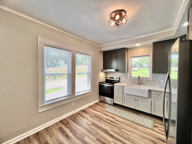 2101 Hoitt Ave - Photo 3 of 15