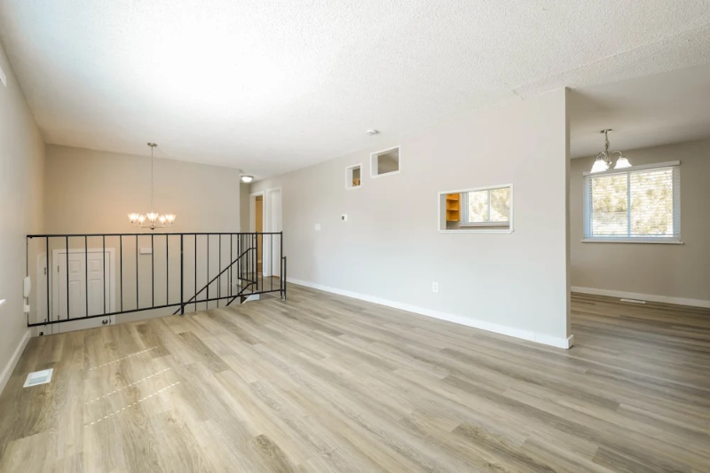 3557 E 115th Ave - Photo 2 of 12
