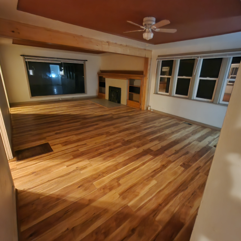 1112 8th St - Photo 3 of 13