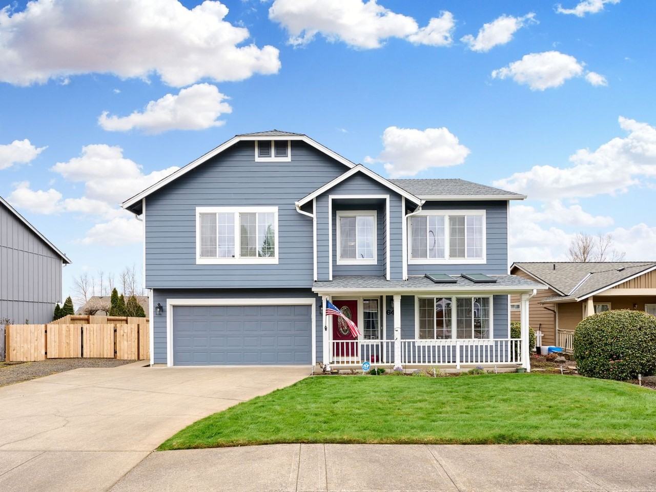 643 Meadowbrook Ln - Photo 2 of 38