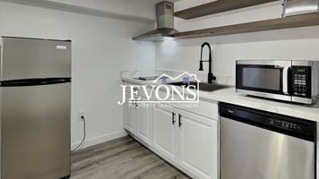 featured image of 630 N Skyline Dr