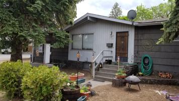 featured image of 471 Ne Clay Ave