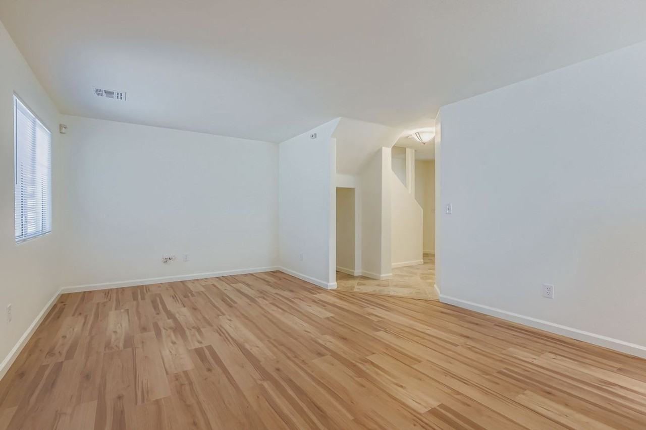 3310 Idaho Springs St - Photo 3 of 13