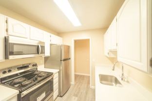Beacon Hill Apartments - Photo 1 of 1