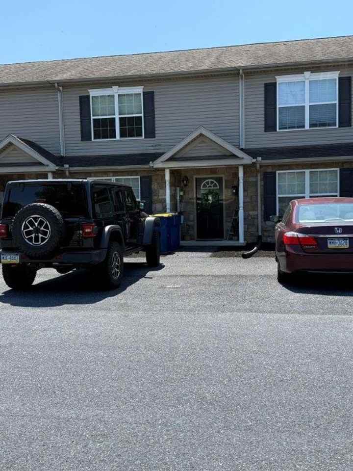 2084 Market Street Ext - Photo 2 of 30