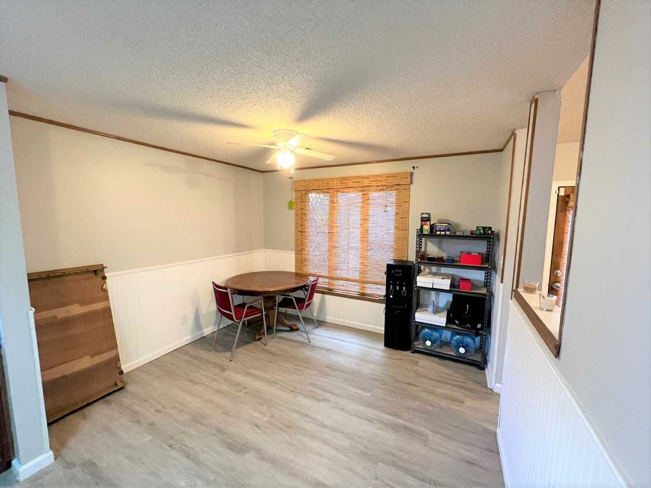 320 Palomino Ln - Photo 2 of 11