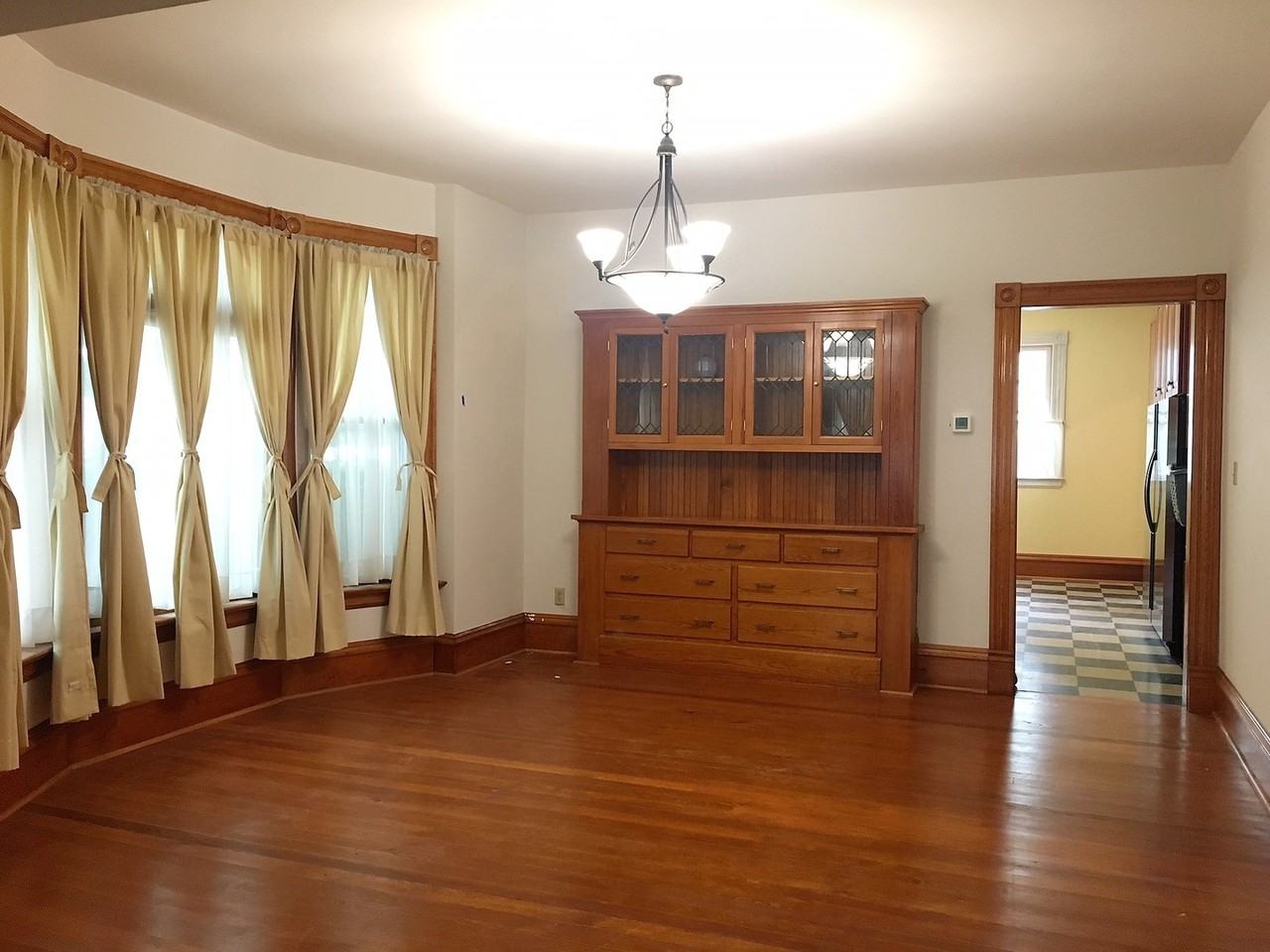 828 W Jackson Ave - Photo 4 of 29