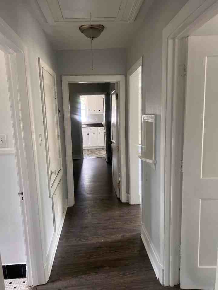 572 Avalon Rd - Photo 7 of 15