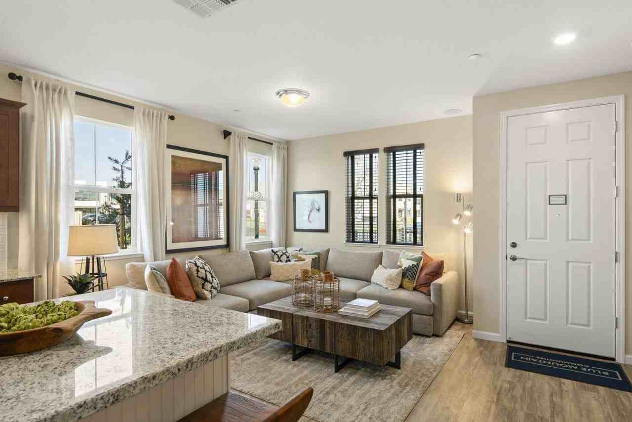 1 Advantage Ct - Photo 2 of 7