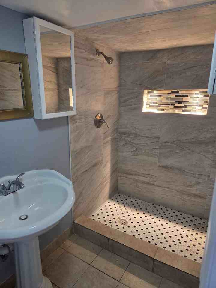 33 Springdale Newark - Photo 5 of 23