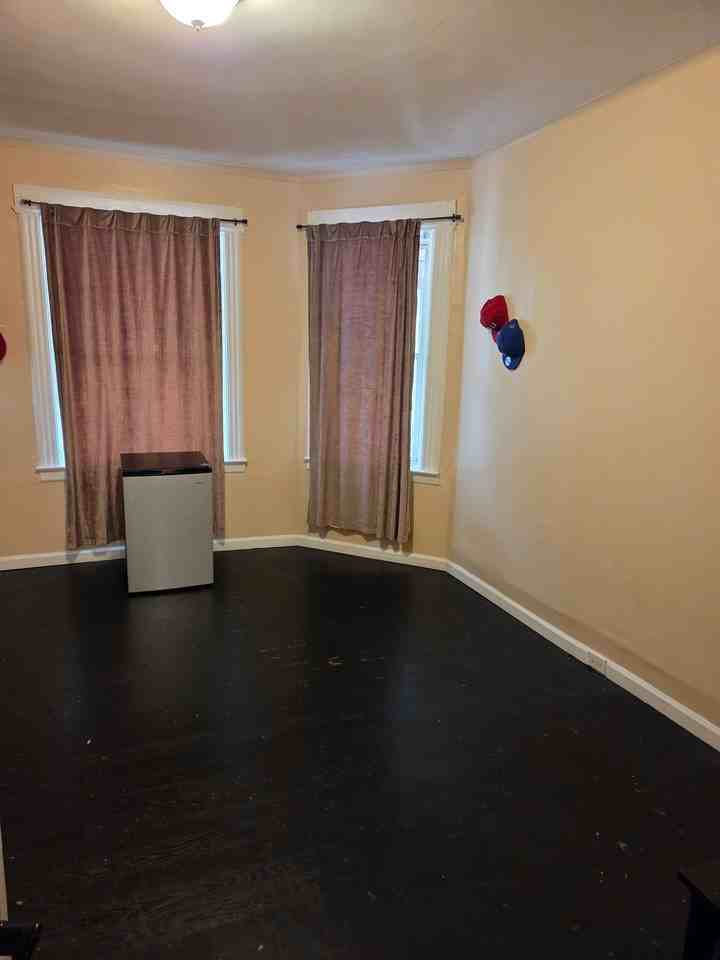 33 Springdale Newark - Photo 7 of 23