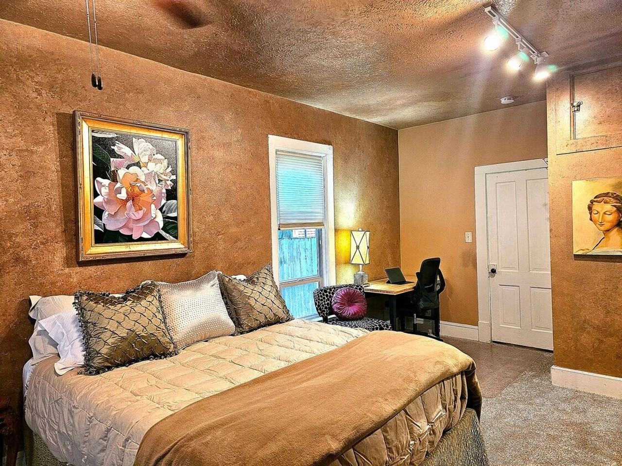 744 N 2nd St - Photo 5 of 24