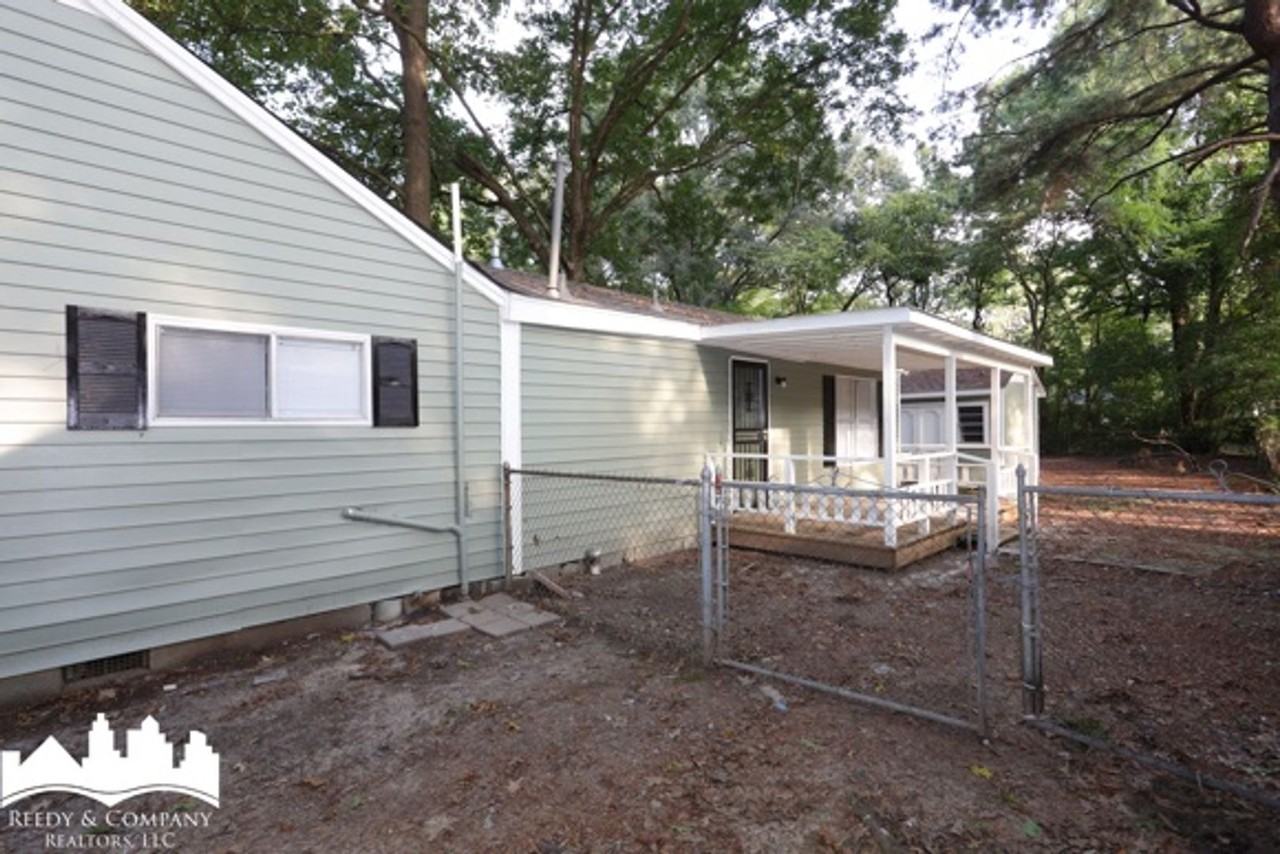 4046 New Willow Rd - Photo 2 of 22