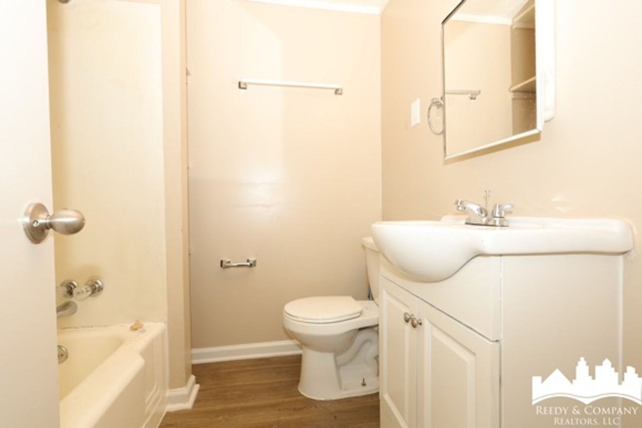 4046 New Willow Rd - Photo 3 of 22